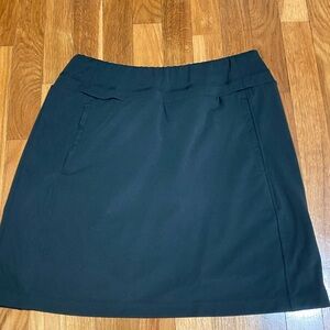 Classic Black Women's Skort Tail